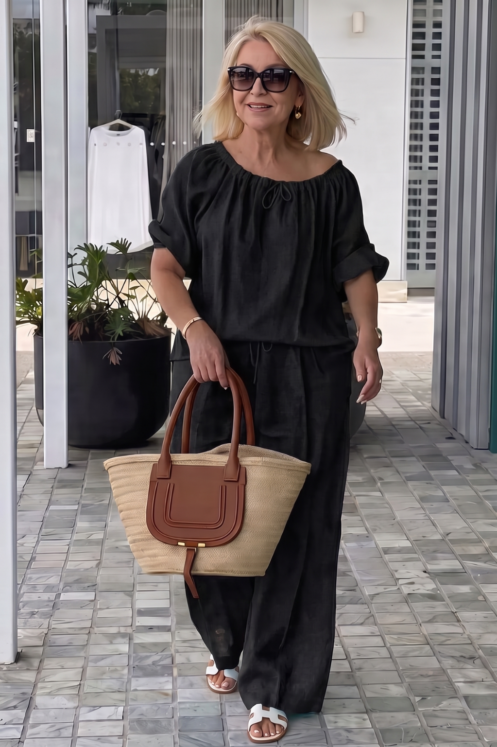 Mira | Somrig Linneset