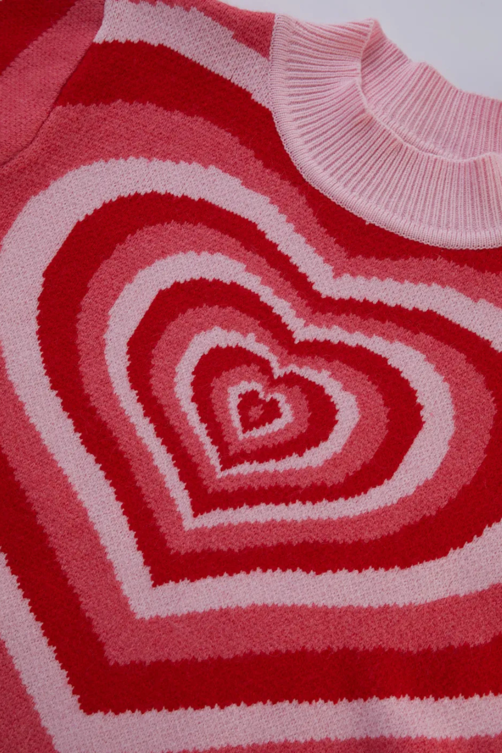 AMORE | Herzmuster-Pullover