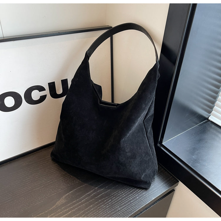 Elora | Weiche Wildledertasche